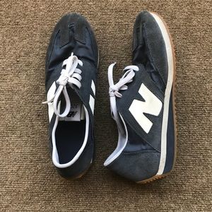 New Balance navy blue shoes